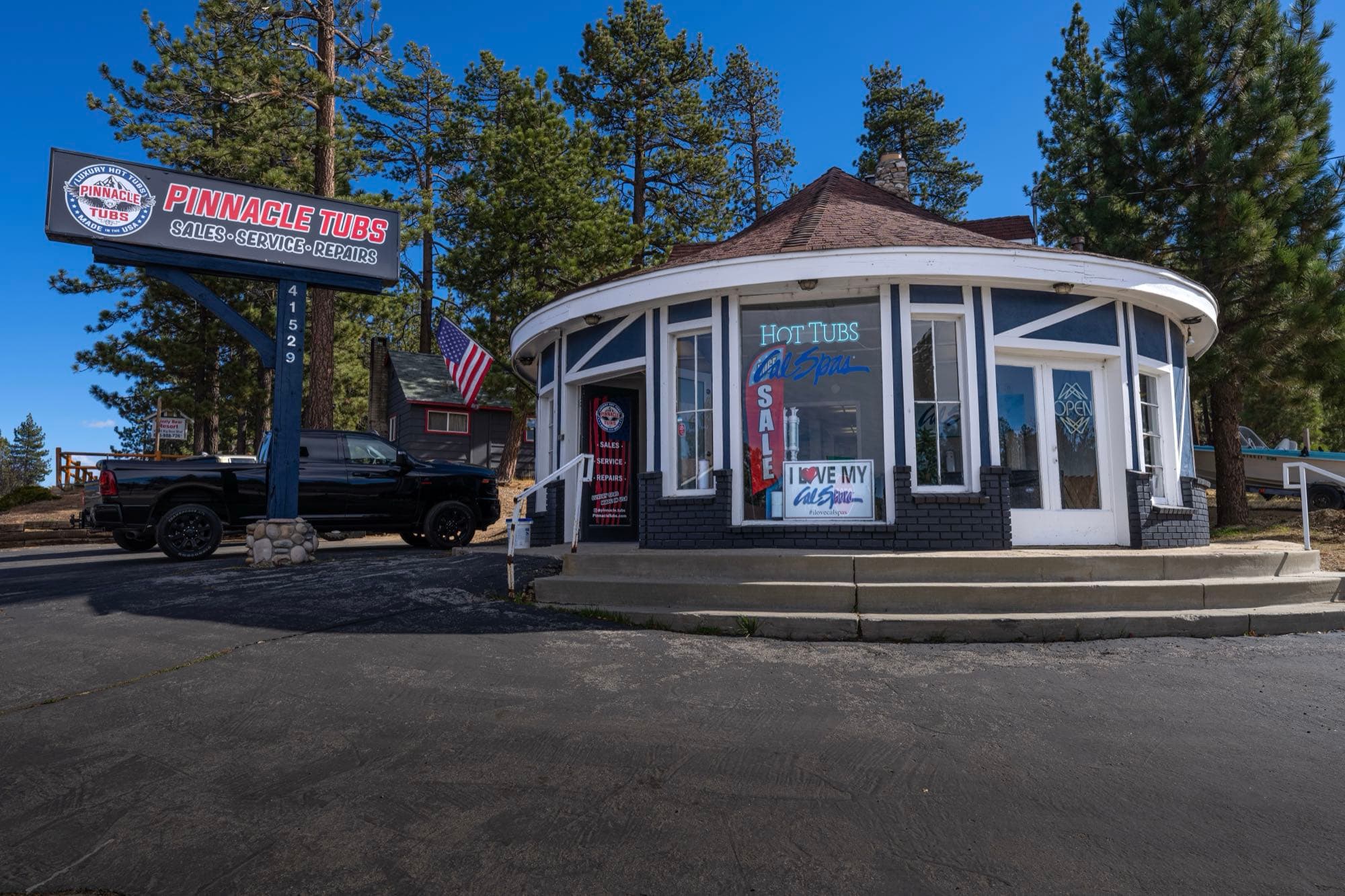 The Pinnacle Tubs storefront on Big Bear Blvd